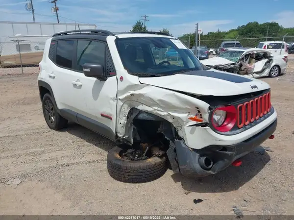 ZACCJBCBXJPG75045 2018 JEEP RENEGADE - Image 1