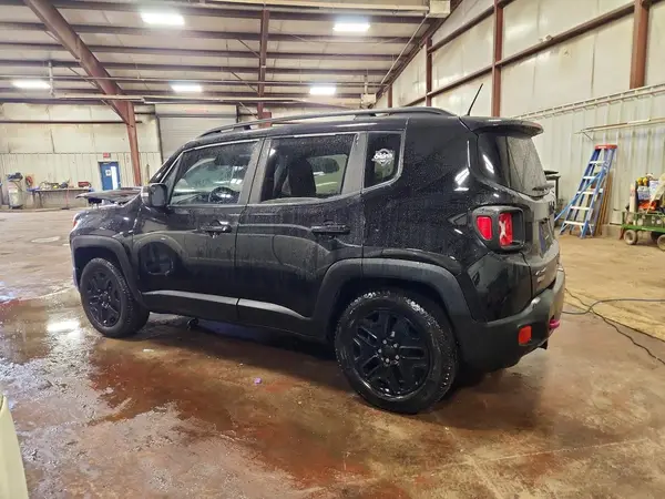 ZACCJBCBXJPG90886 2018 JEEP RENEGADE - Image 2
