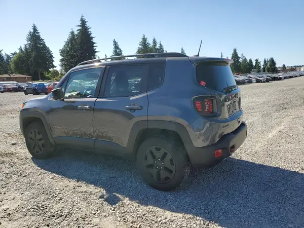ZACCJBCBXJPG97207 2018 JEEP RENEGADE - Image 2