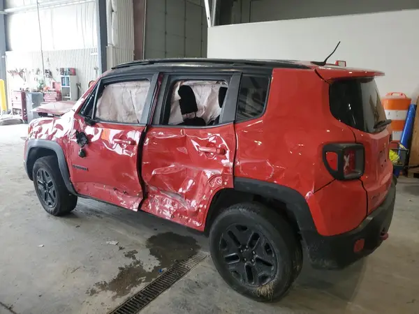 ZACCJBCBXJPH37365 2018 JEEP RENEGADE - Image 2