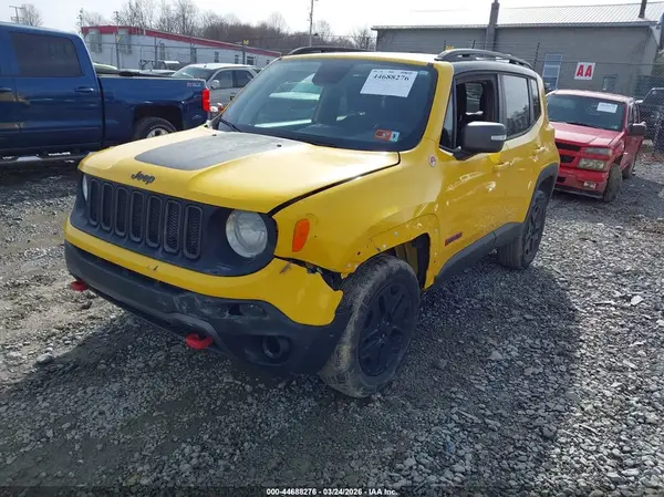 ZACCJBCBXJPH49533 2018 JEEP RENEGADE - Image 2