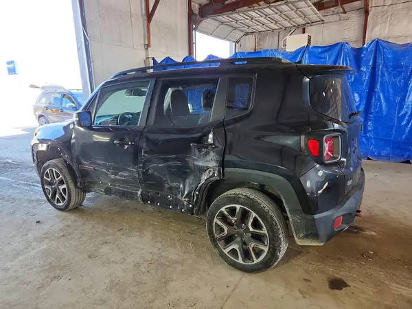 ZACCJBCBXJPH86212 2018 JEEP RENEGADE - Image 2