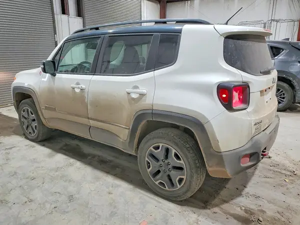 ZACCJBCT0GPC51293 2016 JEEP RENEGADE - Image 2