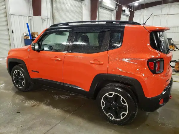 ZACCJBCT0GPC52928 2016 JEEP RENEGADE - Image 2