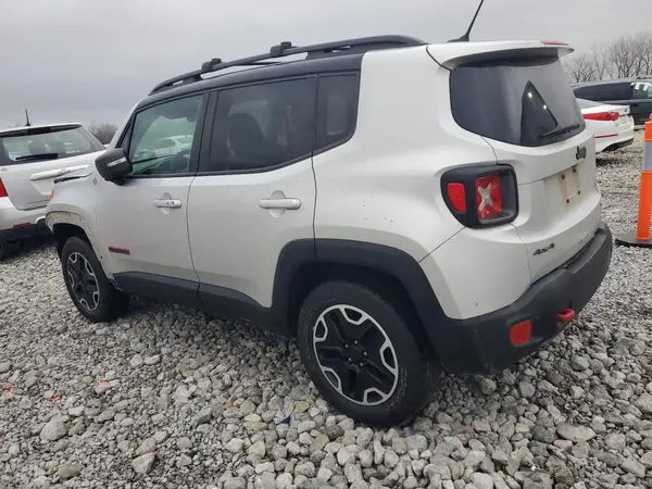 ZACCJBCT0GPC60916 2016 JEEP RENEGADE - Image 2