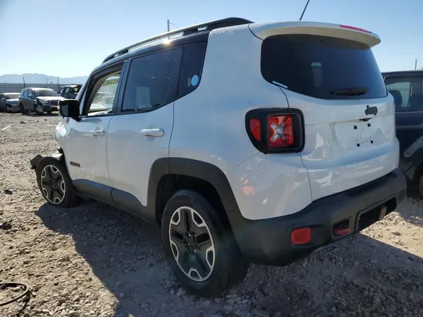 ZACCJBCT0GPC61676 2016 JEEP RENEGADE - Image 2