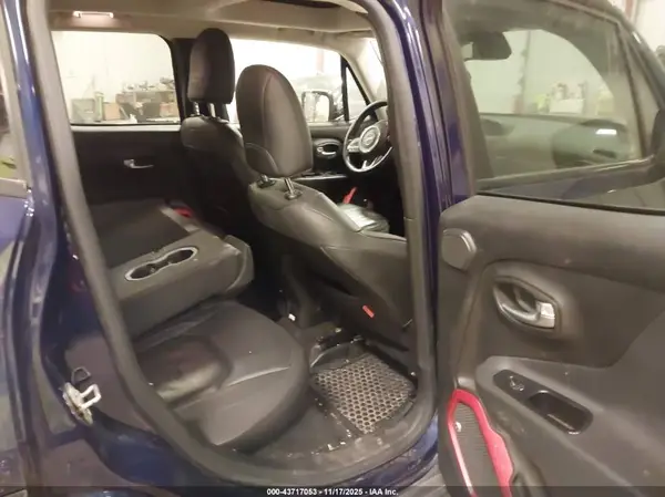 ZACCJBCT0GPC69633 2016 JEEP RENEGADE - Image 8