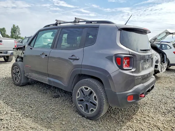ZACCJBCT0GPC81541 2016 JEEP RENEGADE - Image 2