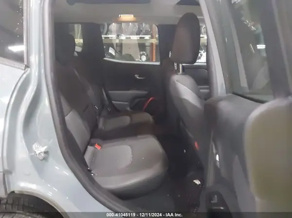 ZACCJBCT0GPC96556 2016 JEEP RENEGADE - Image 8