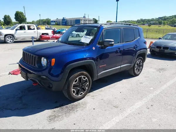 ZACCJBCT0GPC97626 2016 JEEP RENEGADE - Image 2
