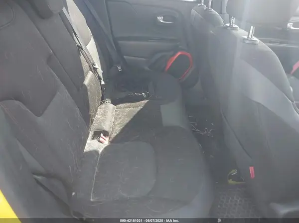 ZACCJBCT0GPD01528 2016 JEEP RENEGADE - Image 8