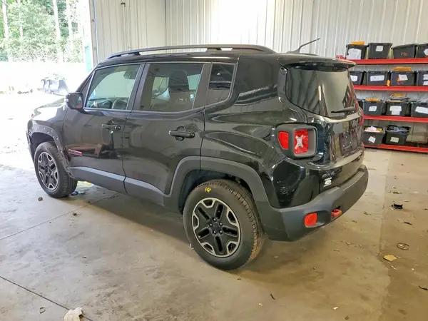ZACCJBCT0GPD32892 2016 JEEP RENEGADE - Image 2