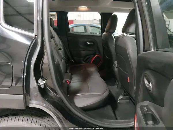 ZACCJBCT0GPD33671 2016 JEEP RENEGADE - Image 8