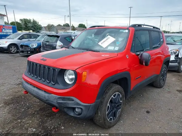 ZACCJBCT0GPD38790 2016 JEEP RENEGADE - Image 2