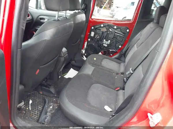 ZACCJBCT0GPD38790 2016 JEEP RENEGADE - Image 8