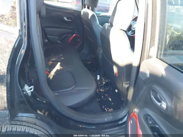 ZACCJBCT0GPD78142 2016 JEEP RENEGADE - Image 8