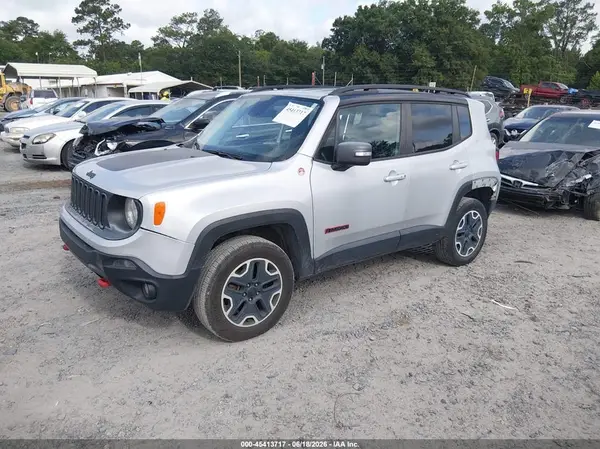 ZACCJBCT0GPD88332 2016 JEEP RENEGADE - Image 2