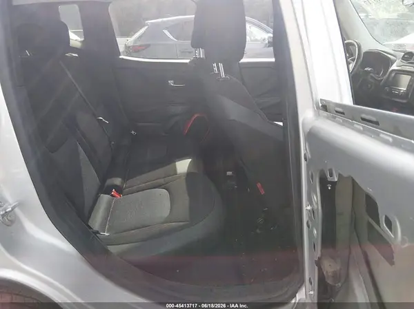 ZACCJBCT0GPD88332 2016 JEEP RENEGADE - Image 8