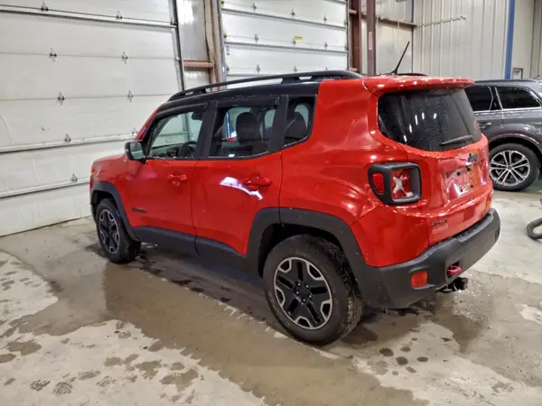 ZACCJBCT0GPD89769 2016 JEEP RENEGADE - Image 2