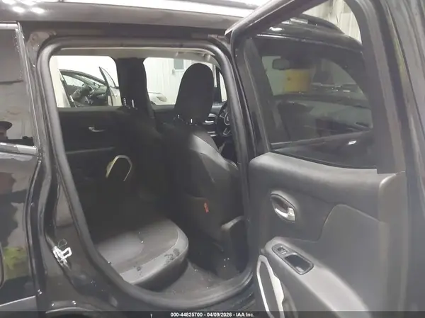 ZACCJBCT0GPE07655 2016 JEEP RENEGADE - Image 8