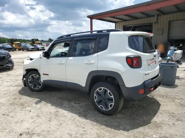 ZACCJBCT0GPE21684 2016 JEEP RENEGADE - Image 2