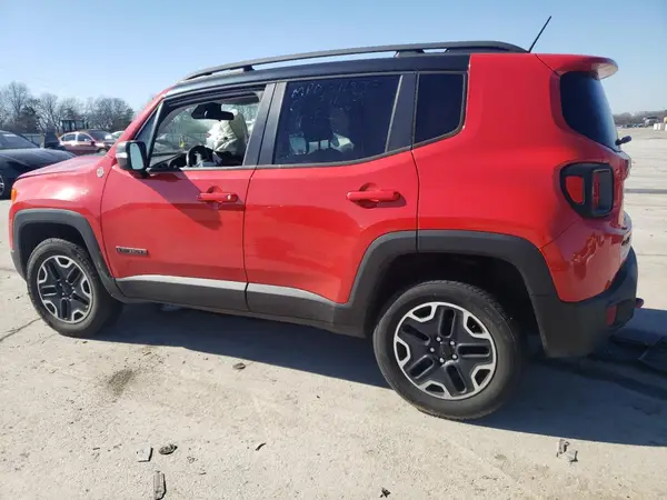 ZACCJBCT0GPE21989 2016 JEEP RENEGADE - Image 2