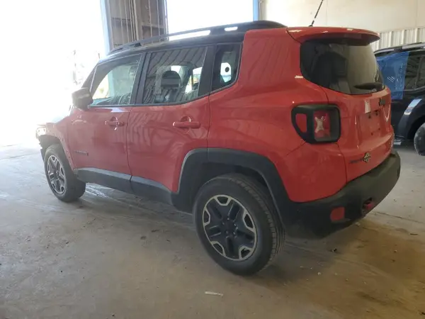 ZACCJBCT0GPE32703 2016 JEEP RENEGADE - Image 2