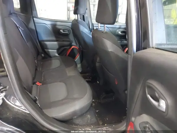 ZACCJBCT0GPE36248 2016 JEEP RENEGADE - Image 8