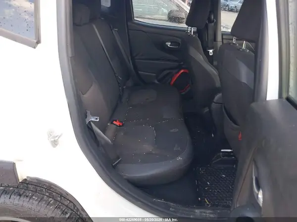 ZACCJBCT1GPC53005 2016 JEEP RENEGADE - Image 8