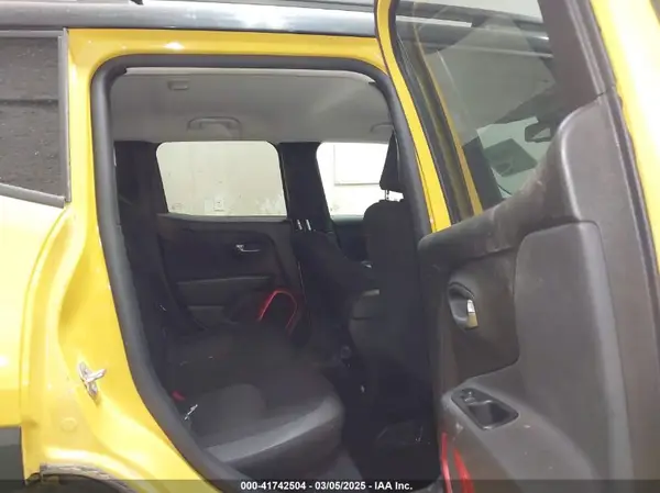 ZACCJBCT1GPD01988 2016 JEEP RENEGADE - Image 8