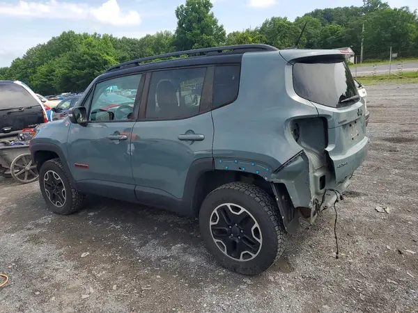 ZACCJBCT1GPD19665 2016 JEEP RENEGADE - Image 2