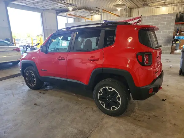 ZACCJBCT1GPD49295 2016 JEEP RENEGADE - Image 2