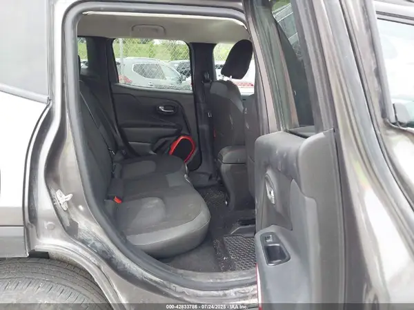 ZACCJBCT1GPD58594 2016 JEEP RENEGADE - Image 8