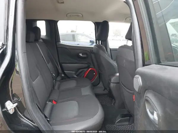 ZACCJBCT1GPD60975 2016 JEEP RENEGADE - Image 8