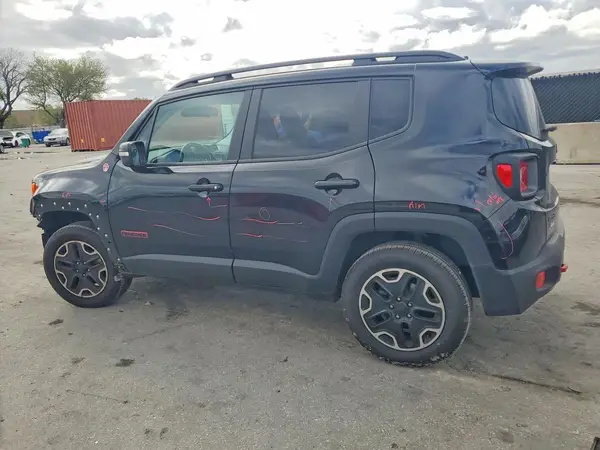 ZACCJBCT1GPD71331 2016 JEEP RENEGADE - Image 2