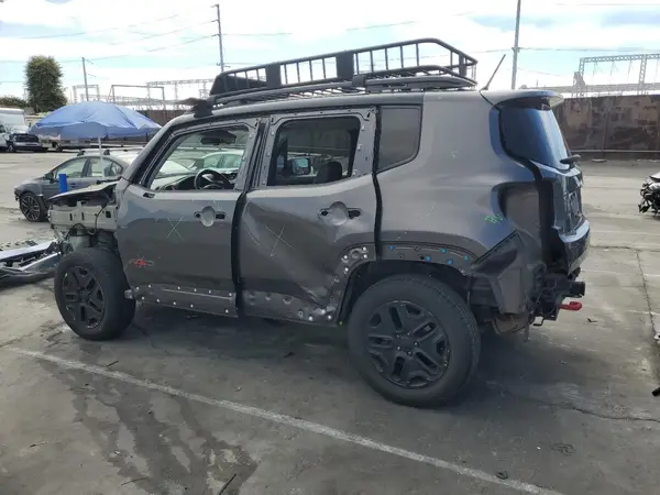 ZACCJBCT1GPD78702 2016 JEEP RENEGADE - Image 2
