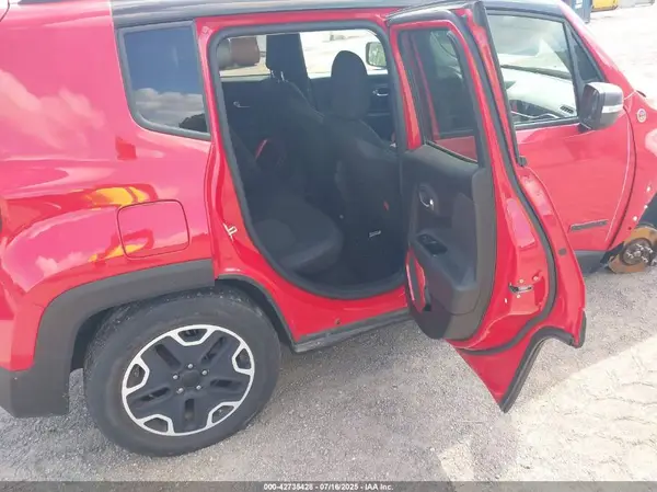 ZACCJBCT1GPD81163 2016 JEEP RENEGADE - Image 8