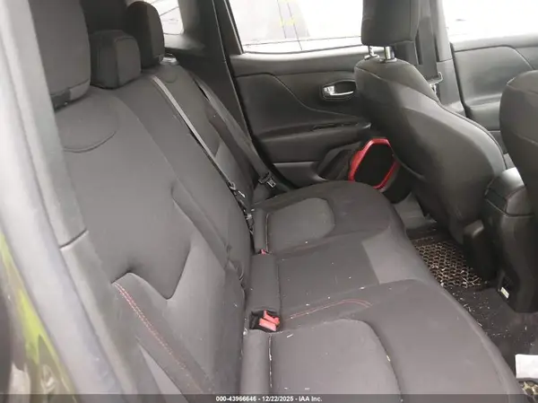 ZACCJBCT1GPD83432 2016 JEEP RENEGADE - Image 8