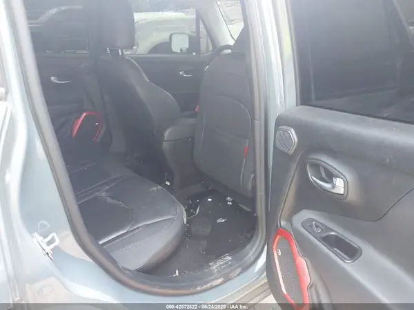 ZACCJBCT1GPE10015 2016 JEEP RENEGADE - Image 8