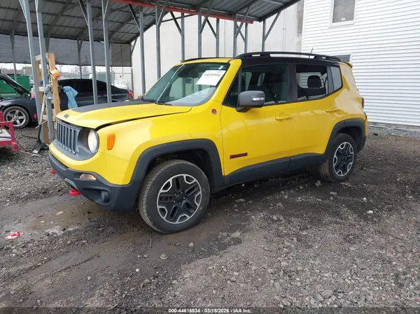 ZACCJBCT1GPE15599 2016 JEEP RENEGADE - Image 2