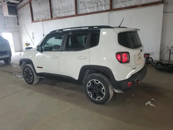ZACCJBCT2GPC57323 2016 JEEP RENEGADE - Image 2