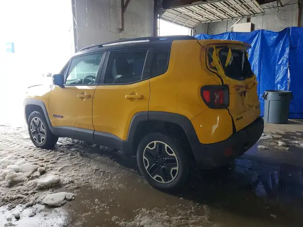 ZACCJBCT2GPC60867 2016 JEEP RENEGADE - Image 2
