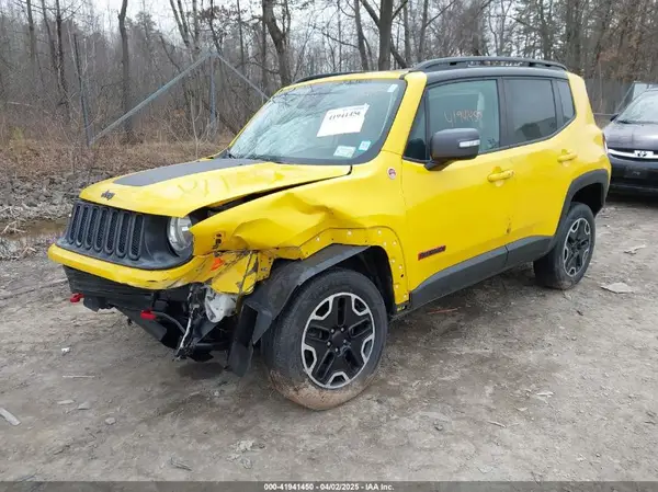 ZACCJBCT2GPC79676 2016 JEEP RENEGADE - Image 2