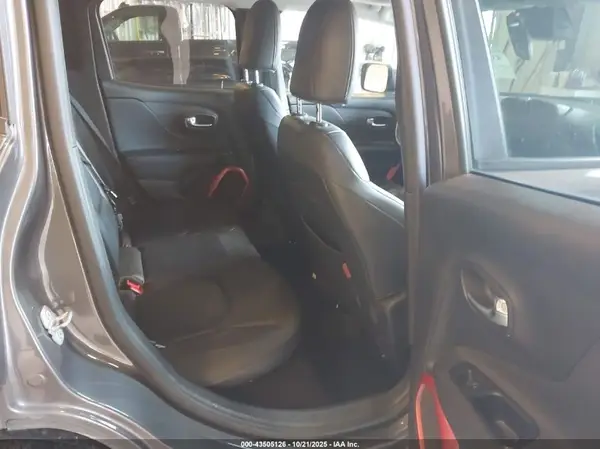 ZACCJBCT2GPC99362 2016 JEEP RENEGADE - Image 8