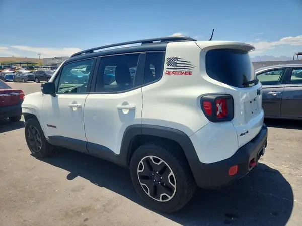 ZACCJBCT2GPD14720 2016 JEEP RENEGADE - Image 2