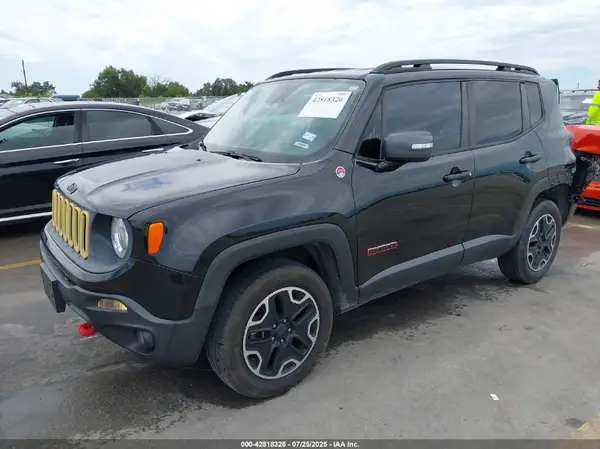 ZACCJBCT2GPD27483 2016 JEEP RENEGADE - Image 2