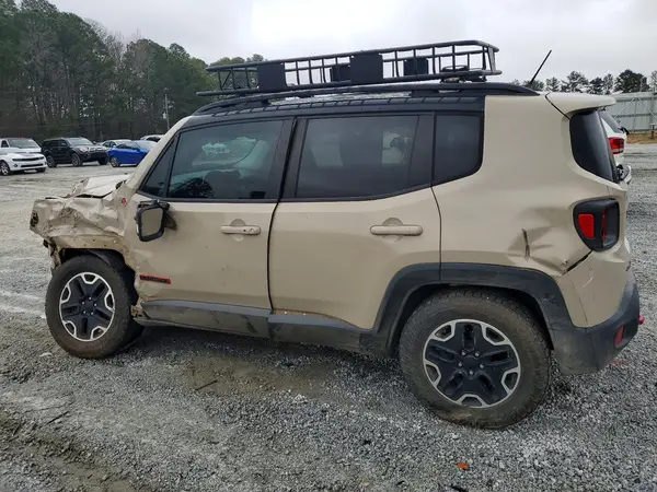 ZACCJBCT2GPD55249 2016 JEEP RENEGADE - Image 2