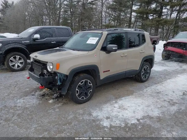 ZACCJBCT2GPD57423 2016 JEEP RENEGADE - Image 2