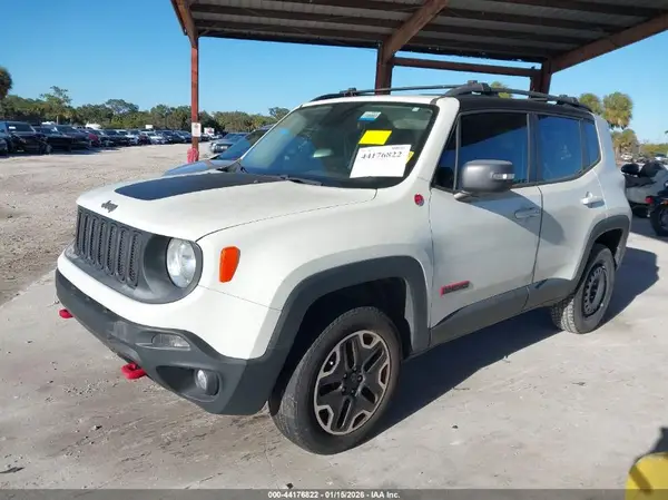 ZACCJBCT2GPD95220 2016 JEEP RENEGADE - Image 2