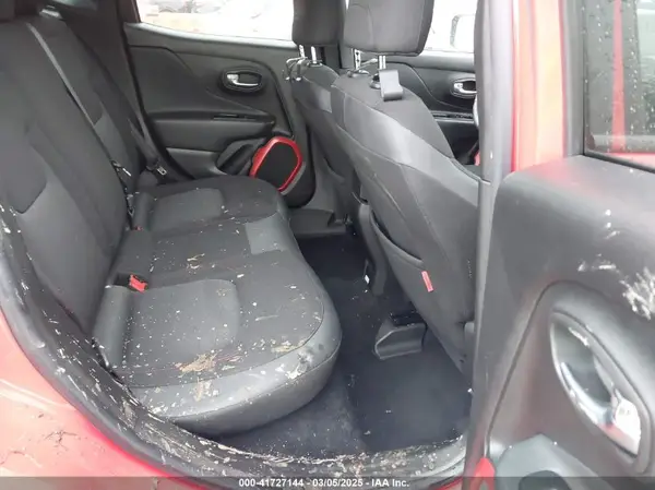 ZACCJBCT3GPC61025 2016 JEEP RENEGADE - Image 8